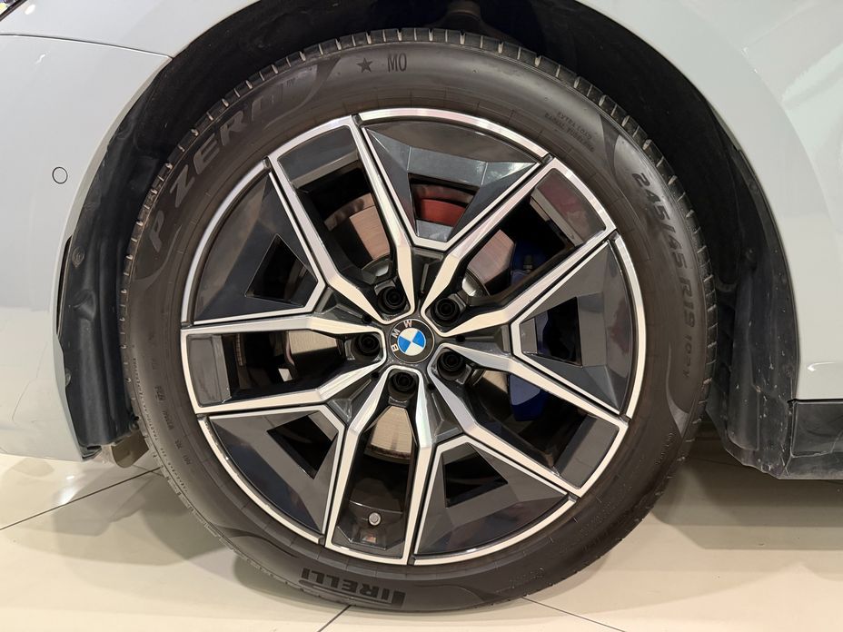 BMW 5-Series 520i M Sport, 2024