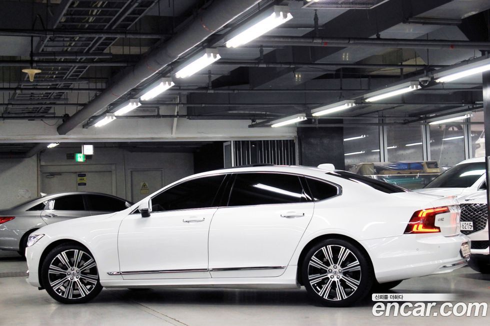 Volvo S90 B6 AWD Inscription, 2022