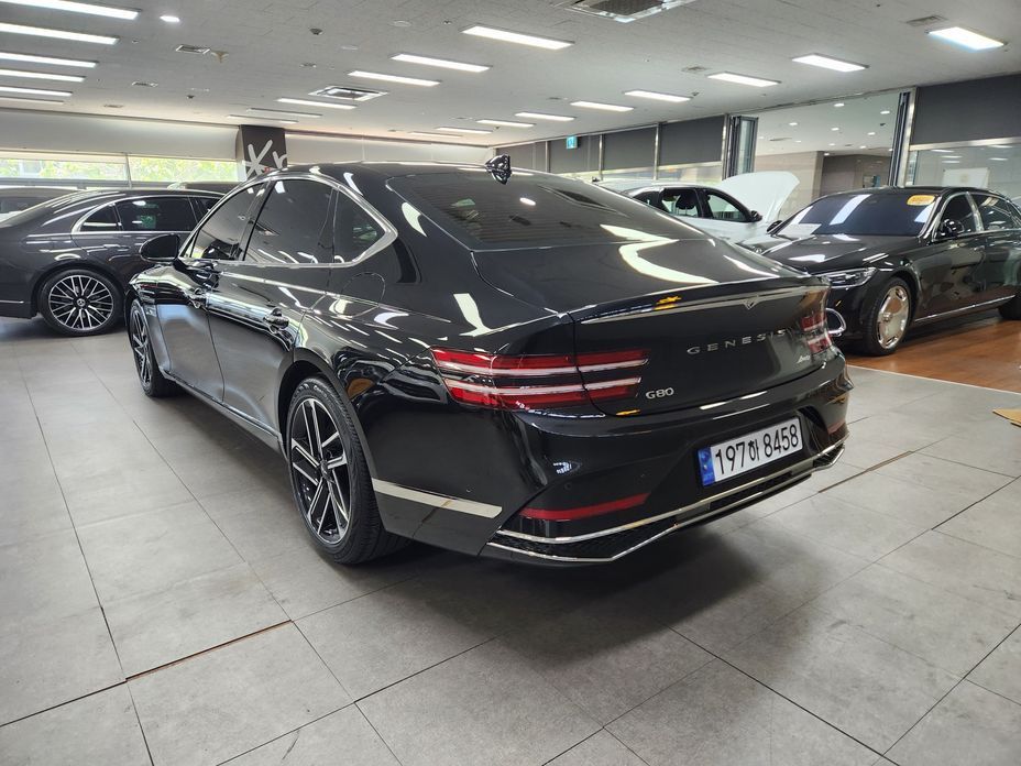 Genesis G80 Gasoline 2.5 Turbo AWD, 2025