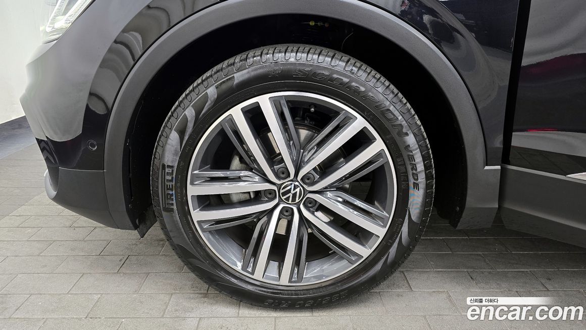 Volkswagen Tiguan 2.0 TDI Prestige, 2023