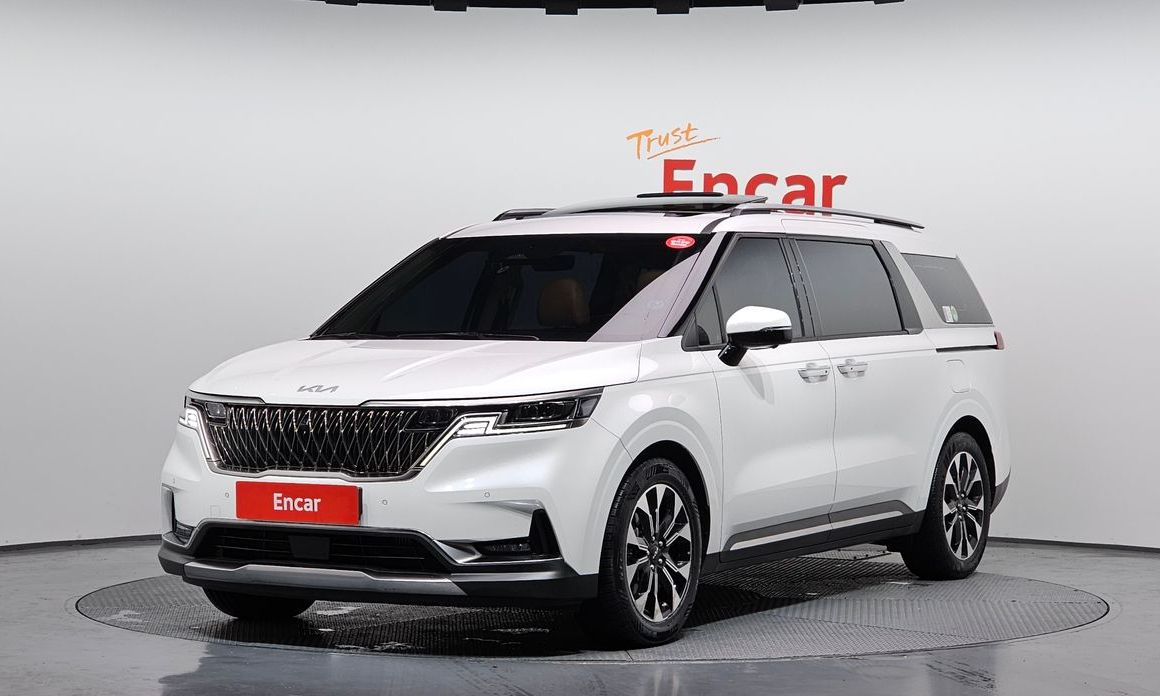 Kia Carnival 9-Seater Signature, 2023