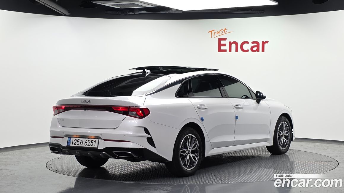 Kia K5 2.0, 2023