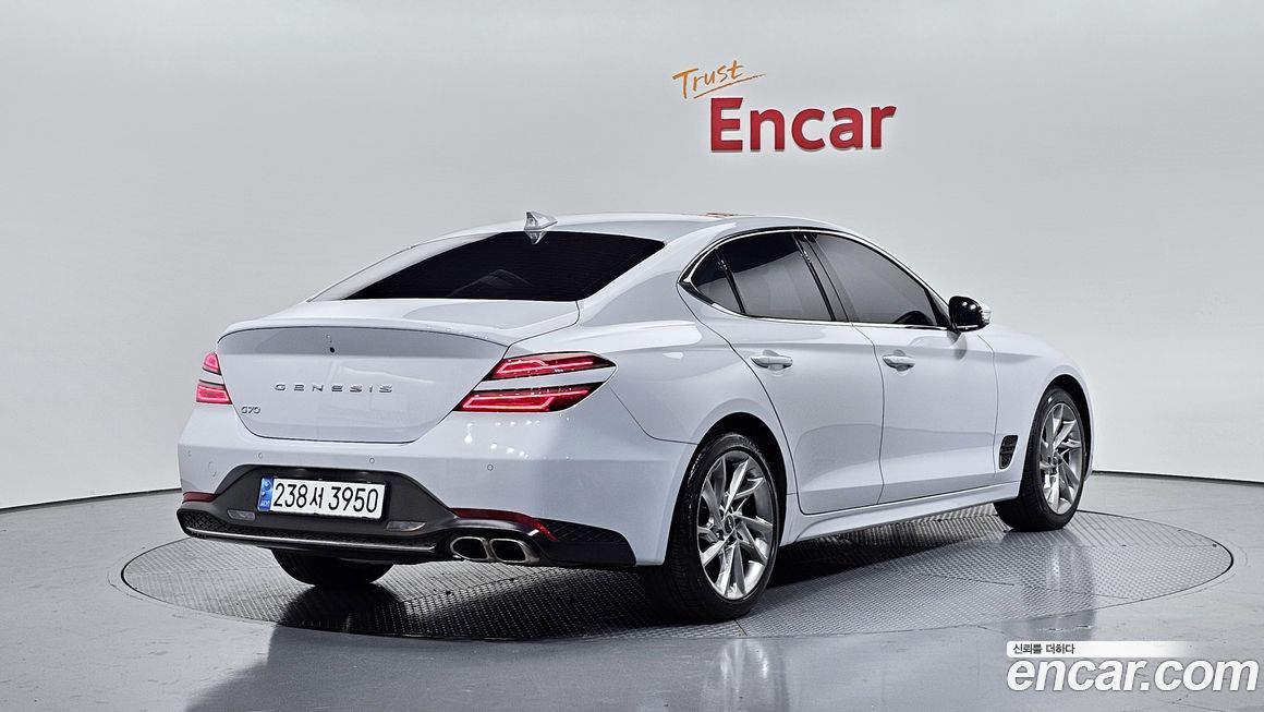 Genesis G70 Gasoline 2.0T 2WD, 2022