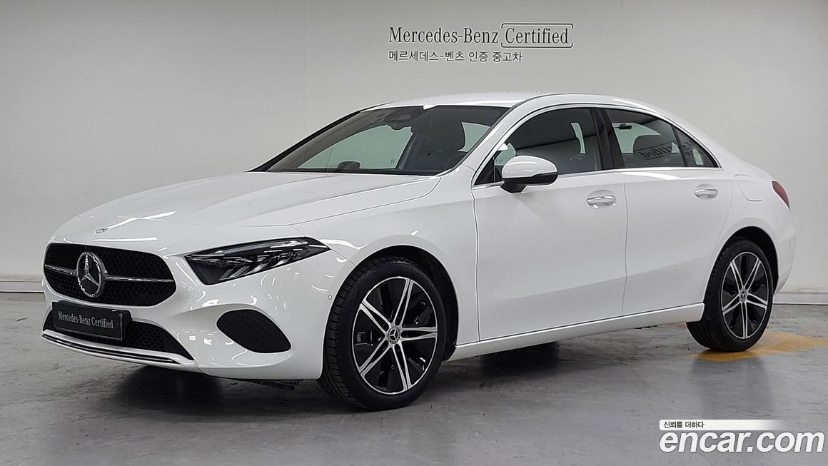 Mercedes-Benz A-Class A220 Sedan, 2026