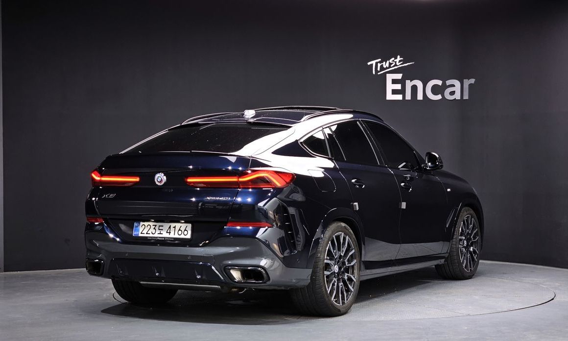 BMW X6 xDrive40i M Sport, 2025