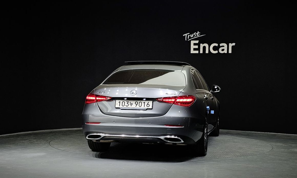 Mercedes-Benz C-Class C300 4MATIC Avantgarde, 2024