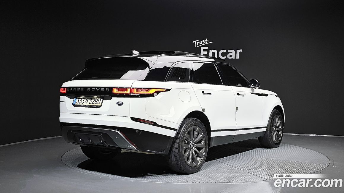 Land Rover Range Rover Velar 2.0 P250 R-Dynamic SE, 2023