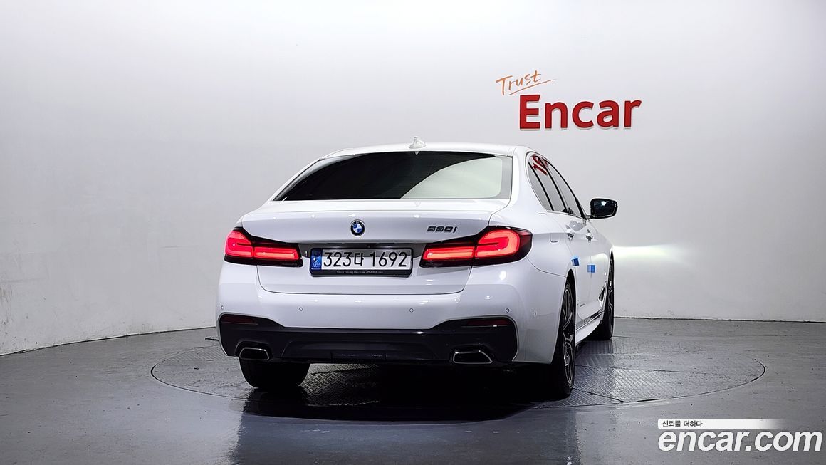 BMW 5-Series 530i M Sport Package, 2022