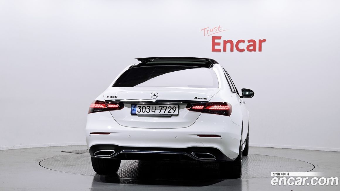 Mercedes-Benz E-Class E350 4MATIC AMG Line, 2022