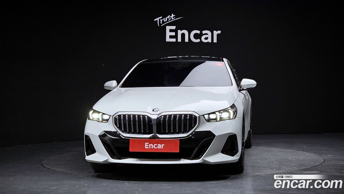 BMW 5-Series 520i M Sport, 2024