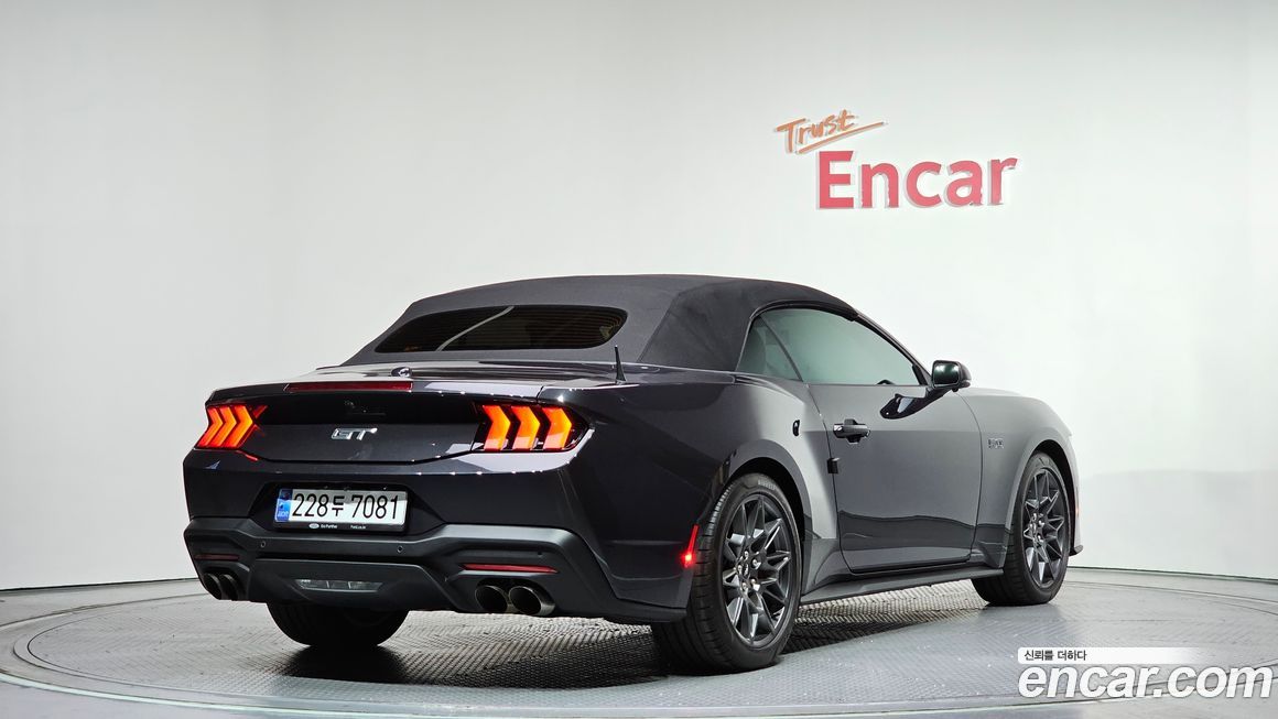 Ford Mustang 5.0 GT Premium Convertible, 2024