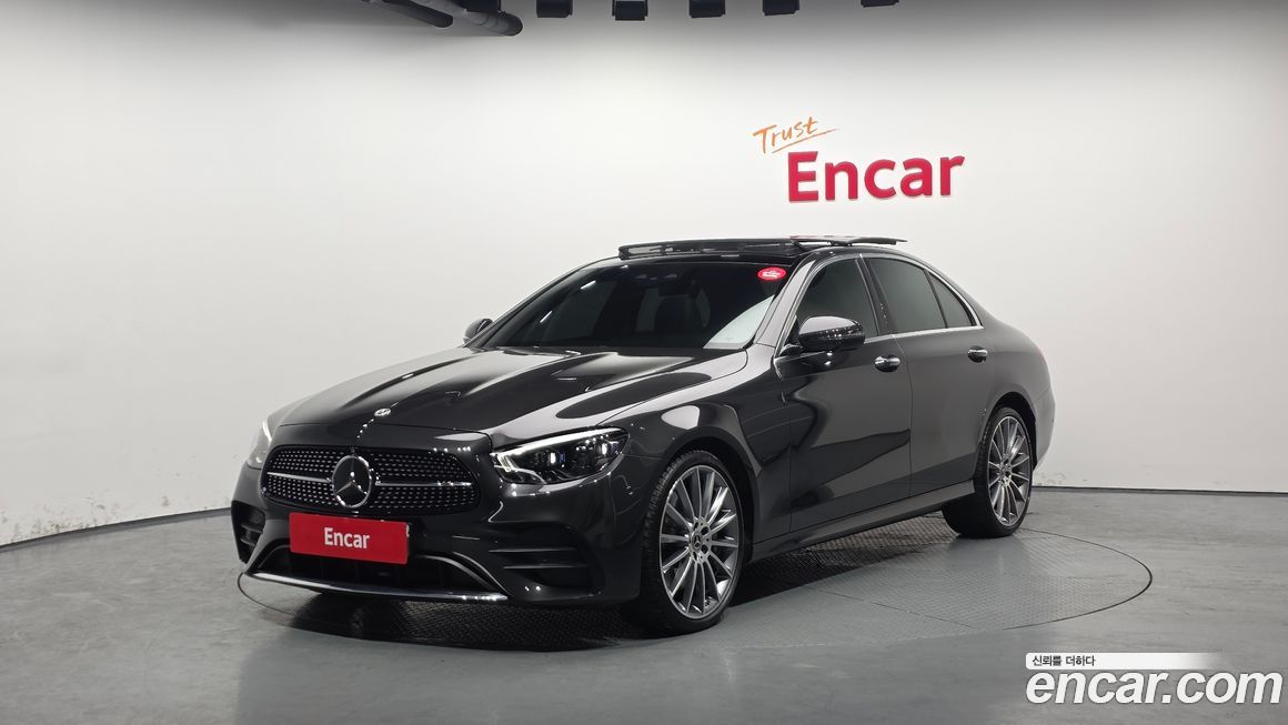 Mercedes-Benz E-Class E350 4MATIC AMG Line, 2022