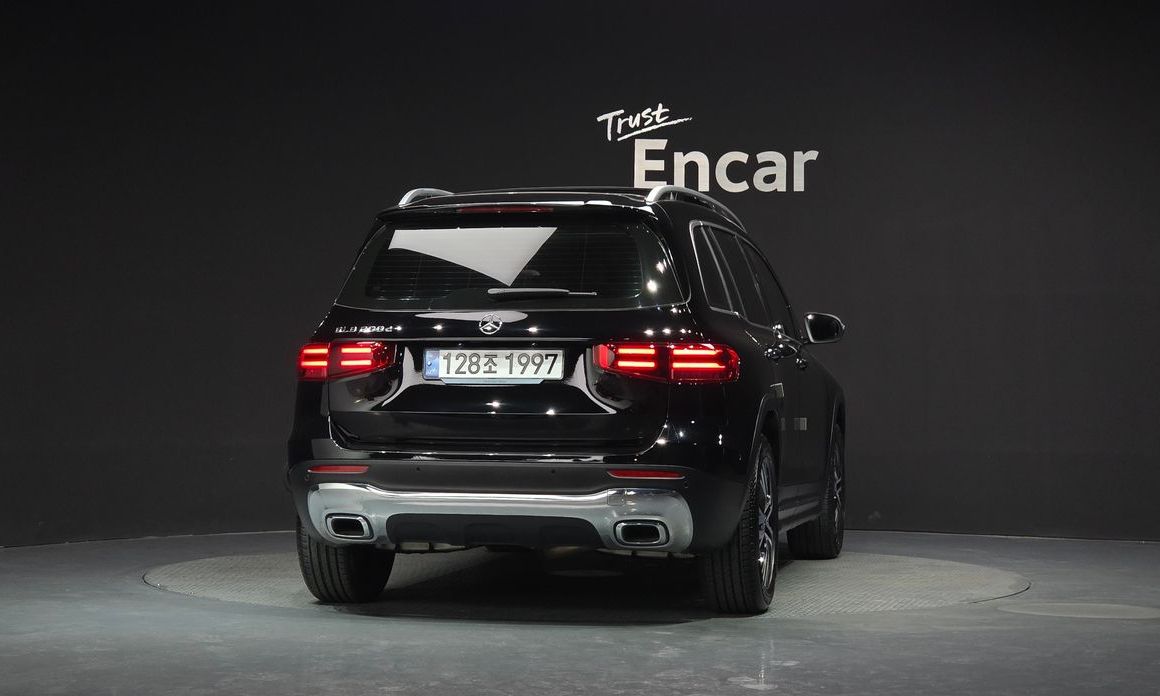 Mercedes-Benz GLB-Class GLB200 d, 2024