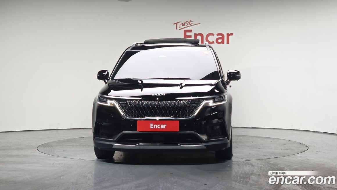 Kia Carnival 9-Seater Signature, 2023