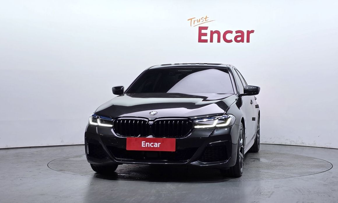 BMW 5-Series 530i M Sport Package, 2023