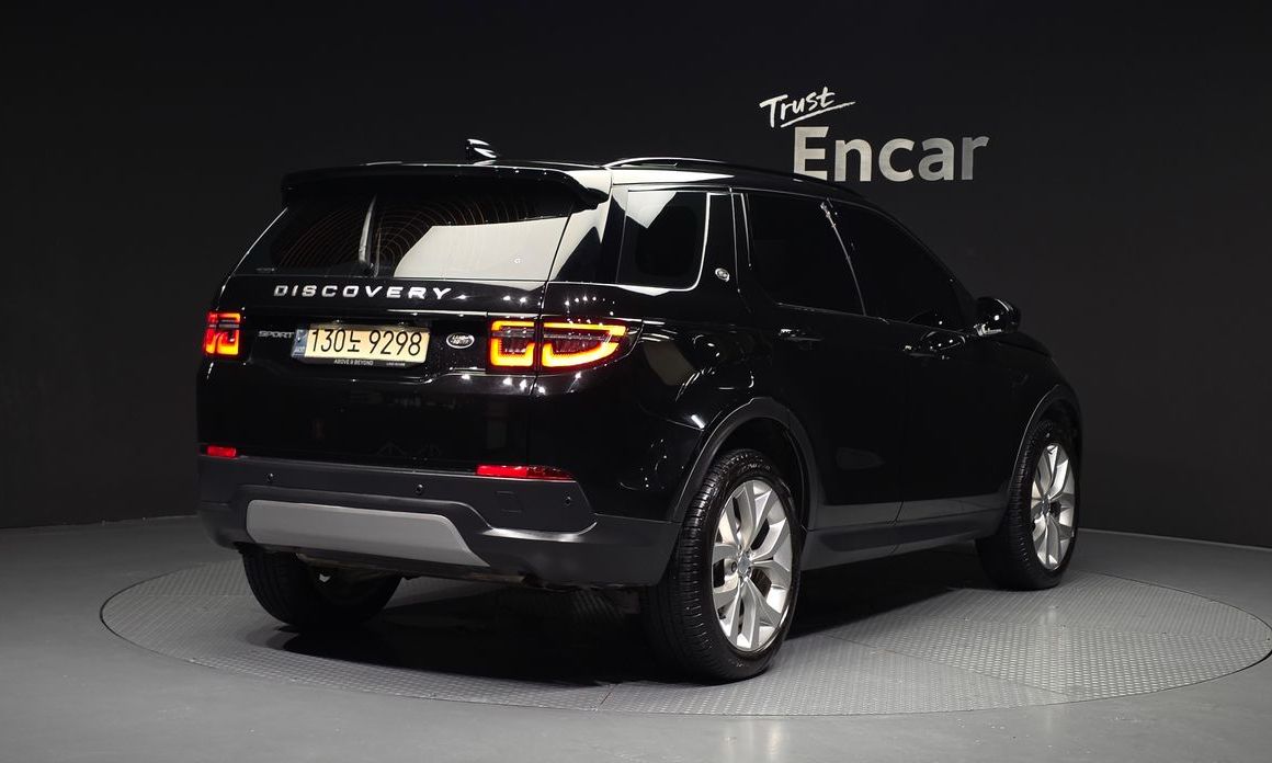 Land Rover Discovery Sport P250 SE, 2022