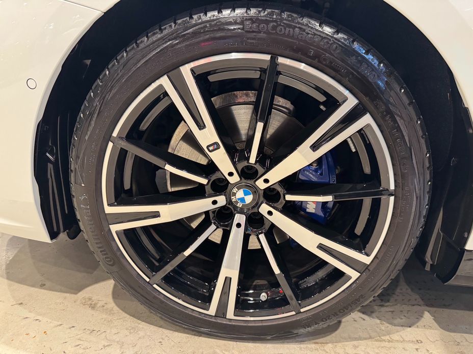 BMW 5-Series 530i xDrive M Sport, 2024