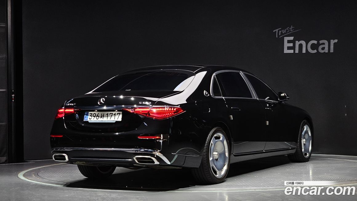 Mercedes-Benz S-Class Maybach S580 4MATIC, 2024