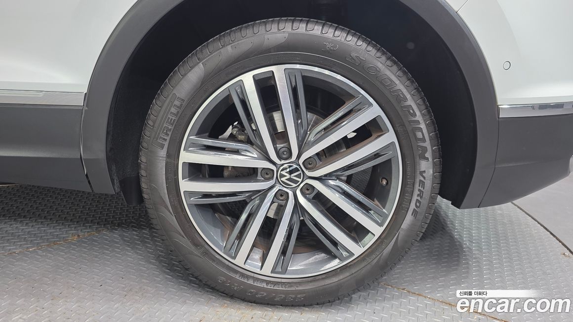 Volkswagen Tiguan 2.0 TDI Prestige, 2023