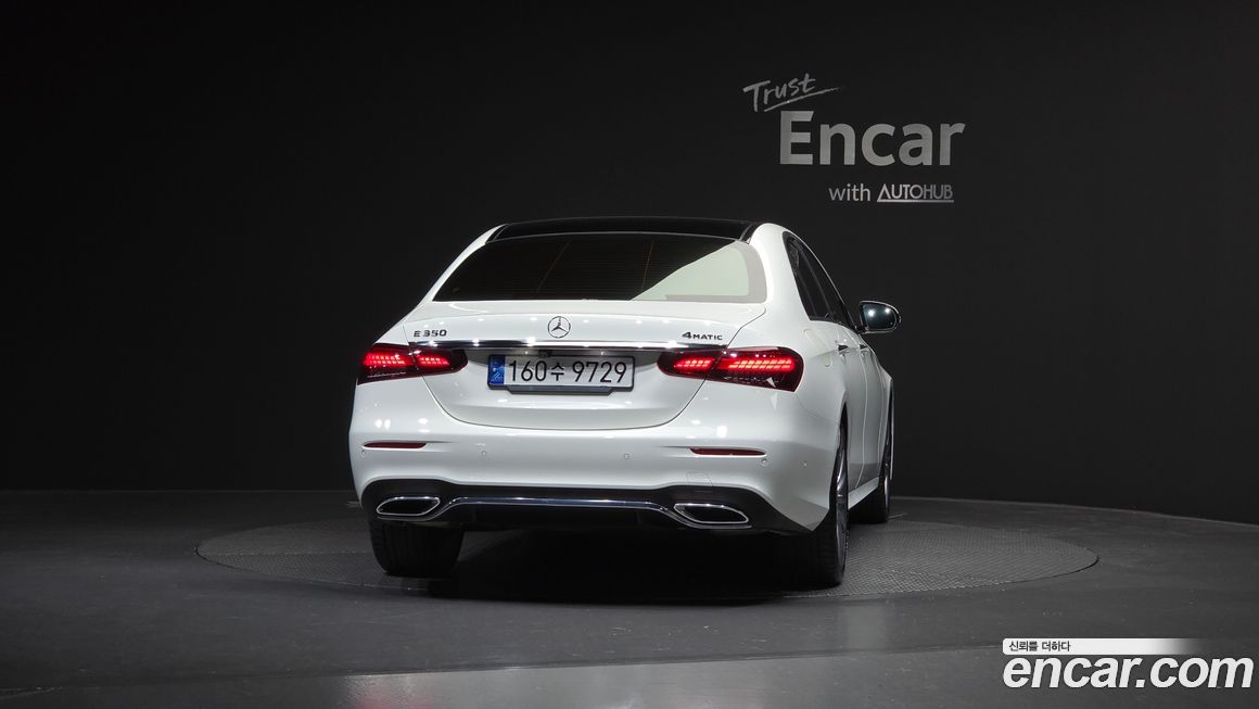 Mercedes-Benz E-Class E350 4MATIC AMG Line, 2022