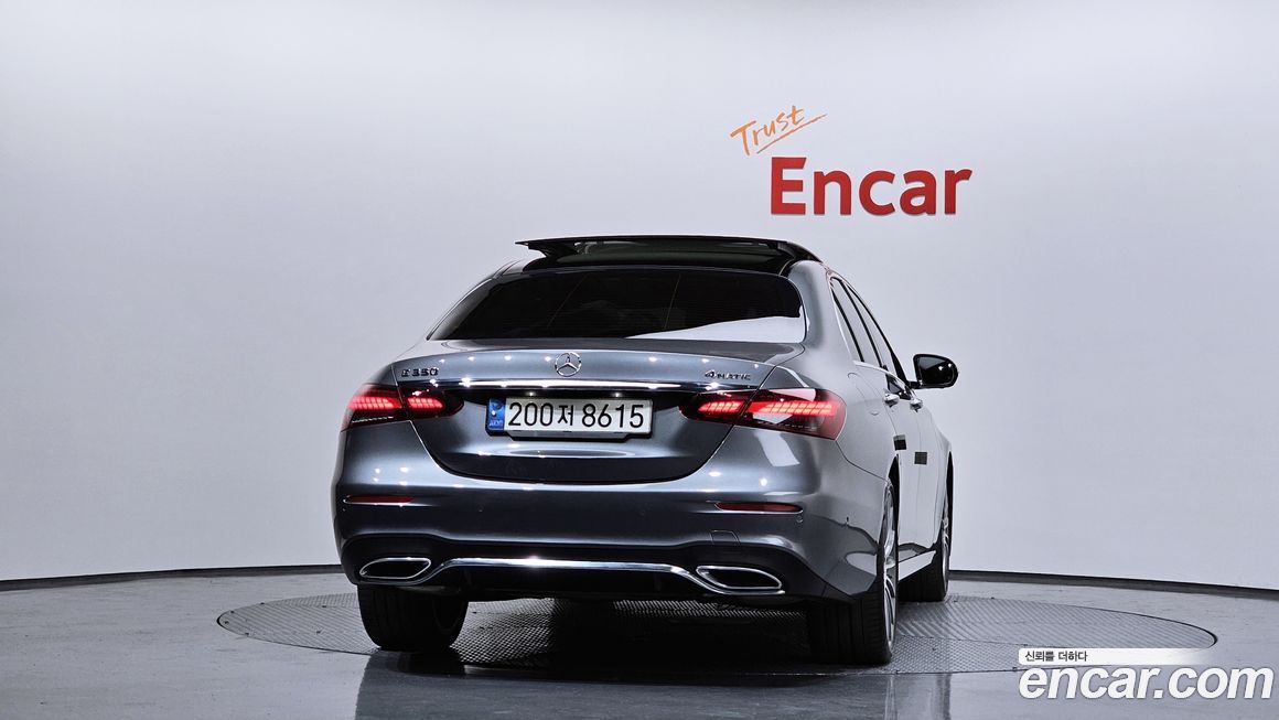 Mercedes-Benz E-Class E350 4MATIC AMG Line, 2022