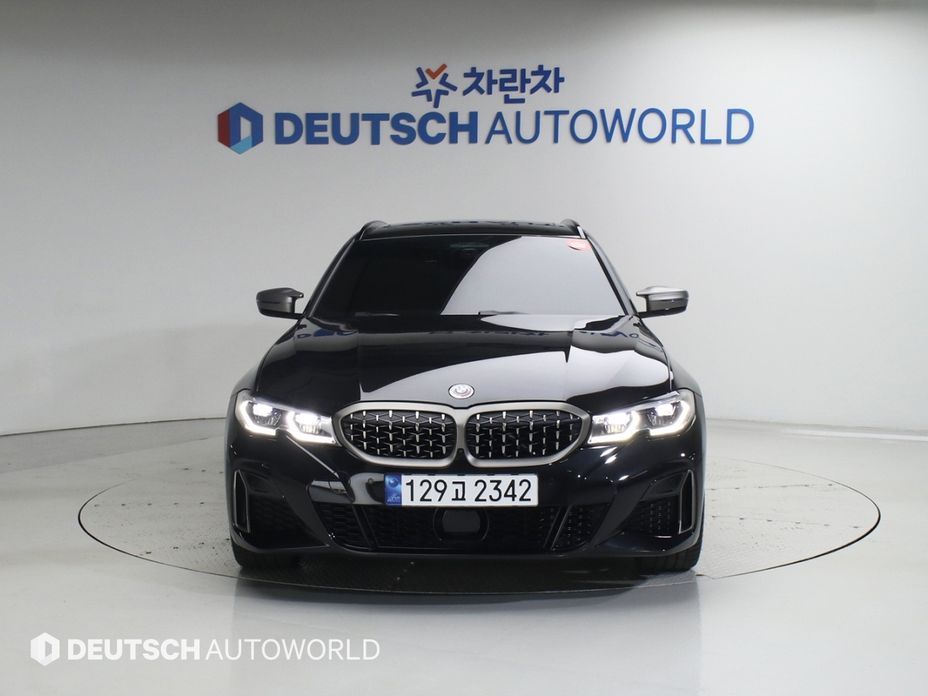 BMW 3-Series M340i xDrive Touring, 2022