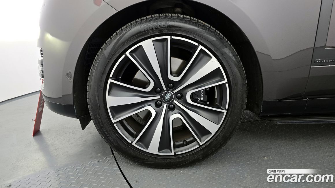 Land Rover Range Rover P530 Autobiography Long Wheel Base, 2024