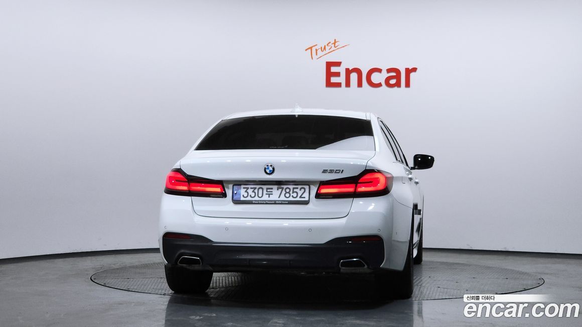 BMW 5-Series 530i M Sport Package, 2023