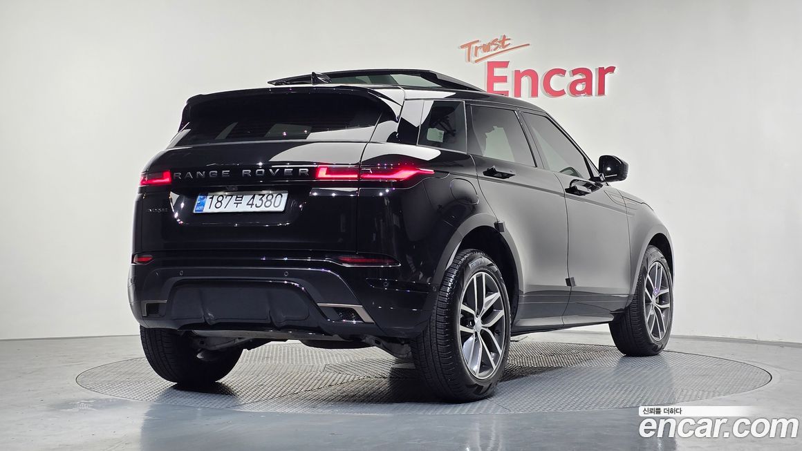 Land Rover Range Rover Evoque P250 Dynamic SE, 2024