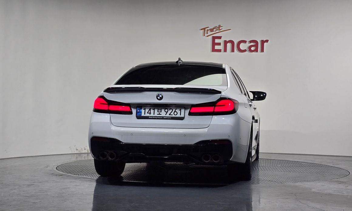 BMW 5-Series 530i M Sport Package, 2022