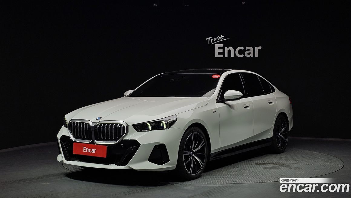 BMW 5-Series 530i xDrive M Sport, 2025