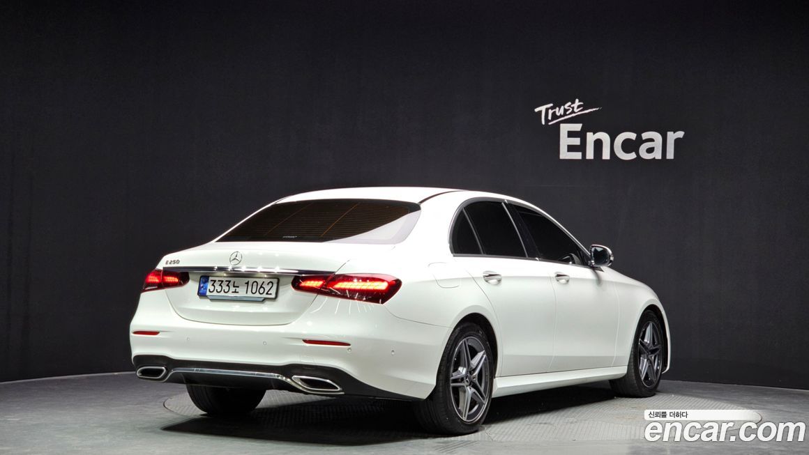 Mercedes-Benz E-Class E250 AMG Line, 2023