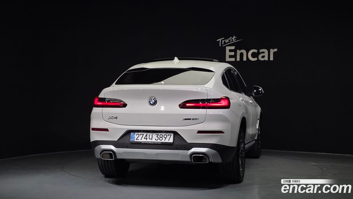 BMW X4 xDrive20i xLine, 2025