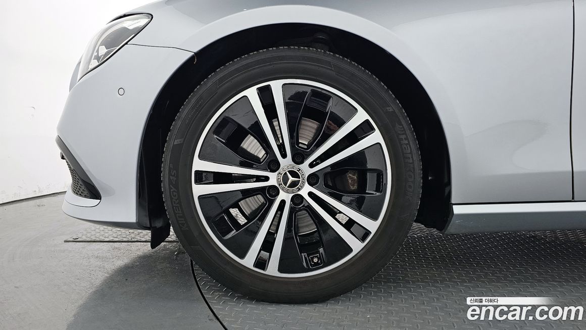 Mercedes-Benz E-Class E250 Avantgarde, 2022