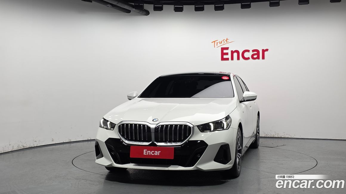 BMW 5-Series 523d M Sport, 2025