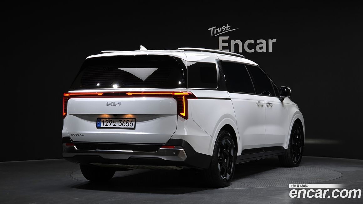 Kia Carnival 7-Seater Noblesse, 2025