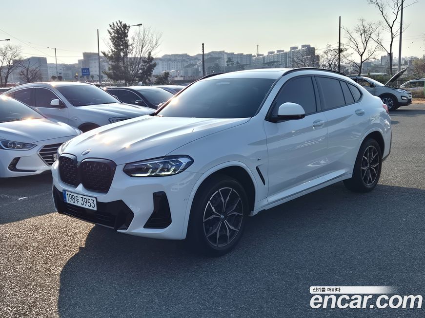 BMW X4 xDrive20i M Sports Pro, 2022