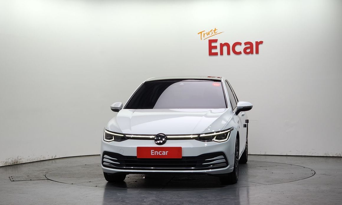 Volkswagen Golf 2.0 TDI Prestige, 2024