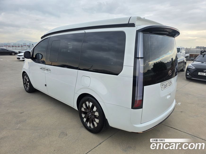 Hyundai Staria 4WD Camper, 2023