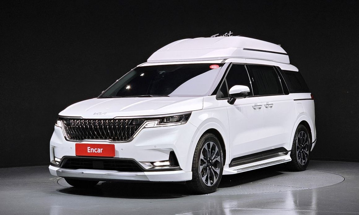 Kia Carnival 9-Seater Hi-Limousine, 2022