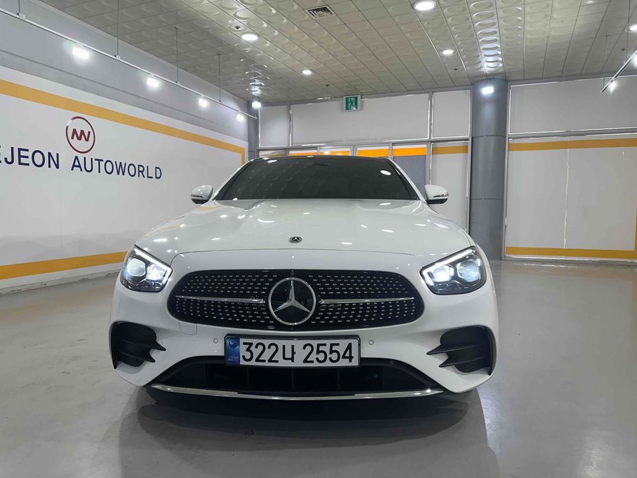 Mercedes-Benz E-Class E350 4MATIC AMG Line, 2021