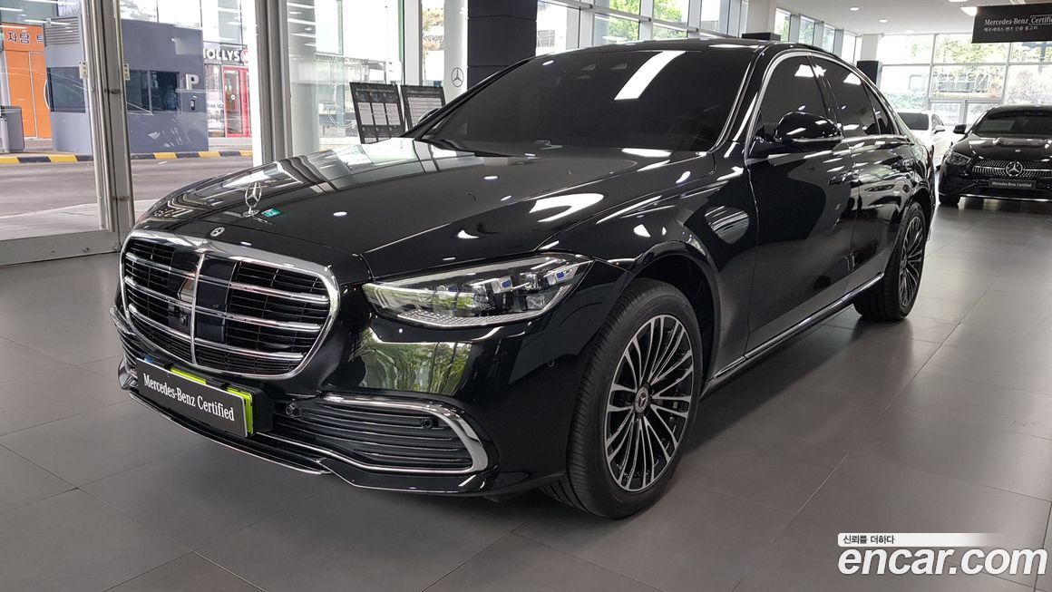 Mercedes-Benz S-Class S350 d 4MATIC, 2025