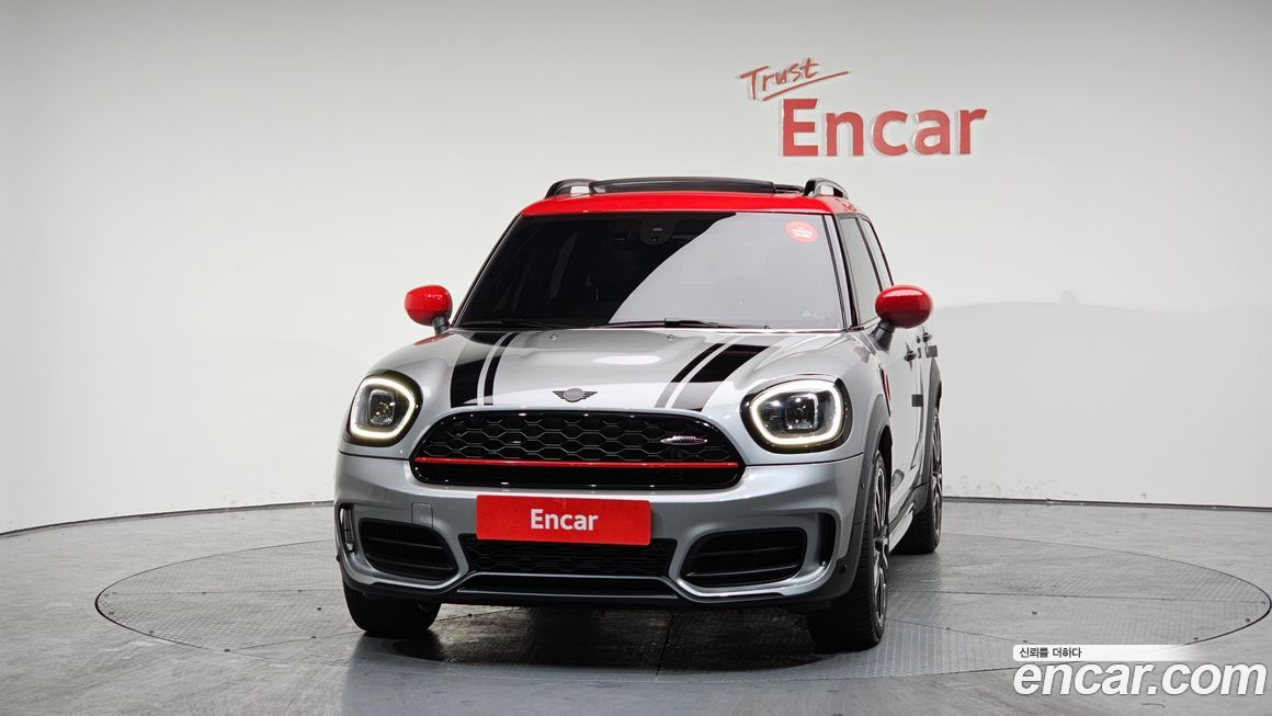 Mini Countryman JCW Launch Pack, 2023