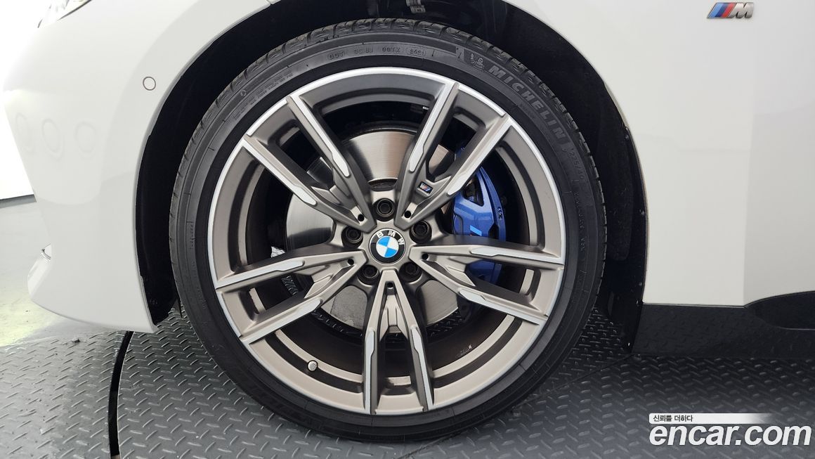 BMW 2-Series M240i xDrive Online Exclusive Coupe, 2024
