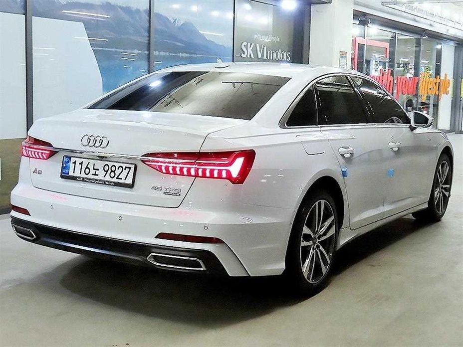 Audi A6 45 TFSI Quattro Premium, 2023