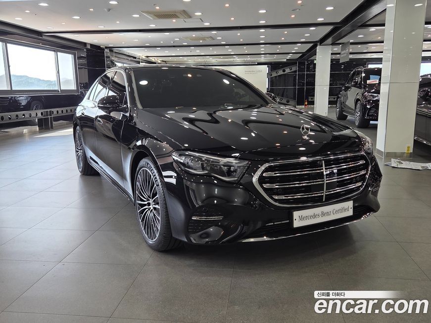 Mercedes-Benz E-Class E450 4MATIC Exclusive, 2025