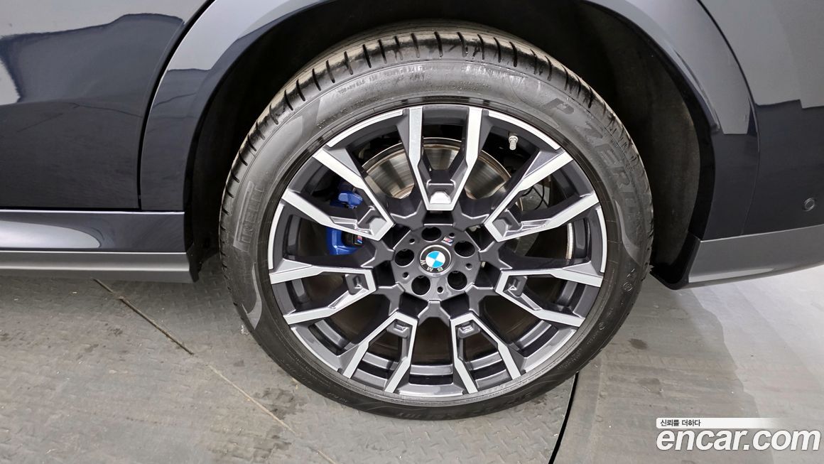 BMW X6 xDrive40i M Sport, 2024