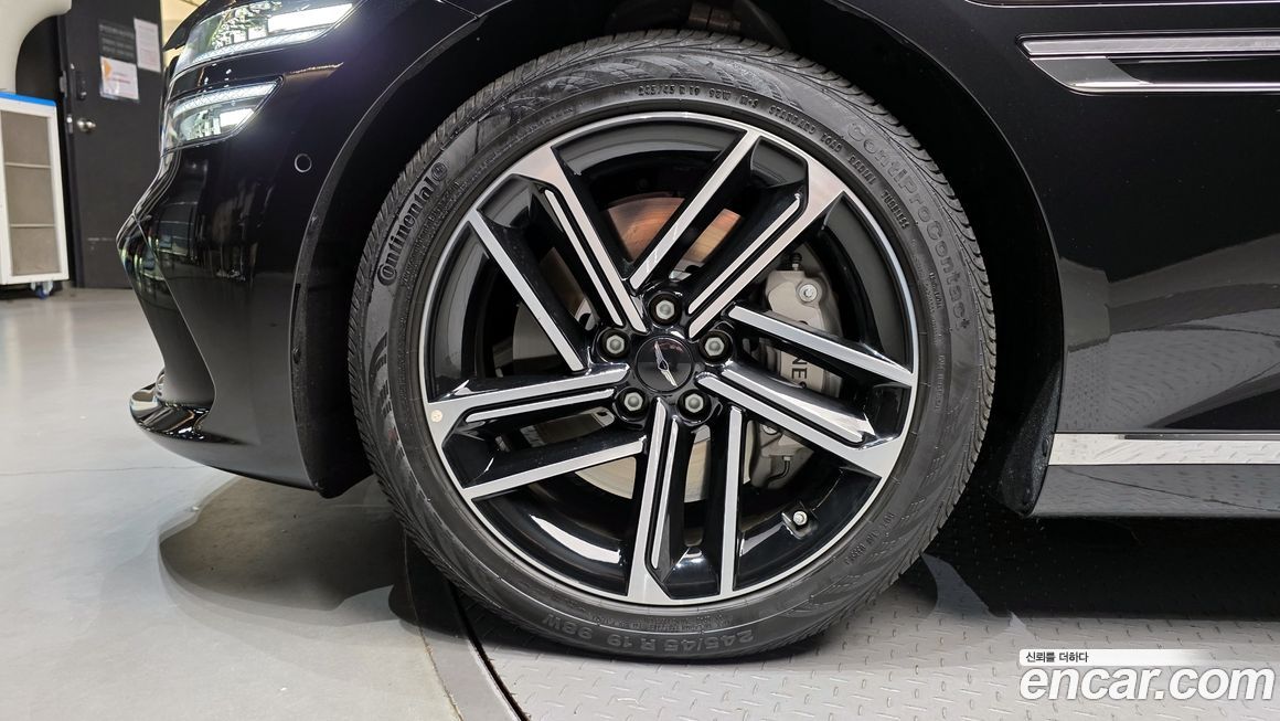 Genesis G80 Gasoline 2.5 Turbo AWD, 2026