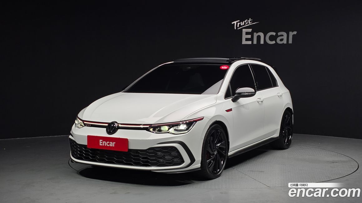 Volkswagen Golf 2.0 GTI, 2024