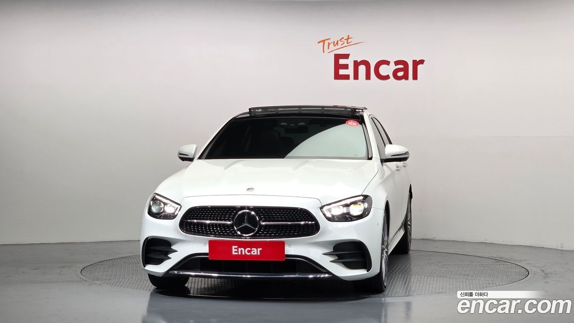 Mercedes-Benz E-Class E350 4MATIC AMG Line, 2022